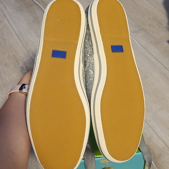 Keds x Kate spade silver glitter shoes 7.5 - Picture 3 of 4